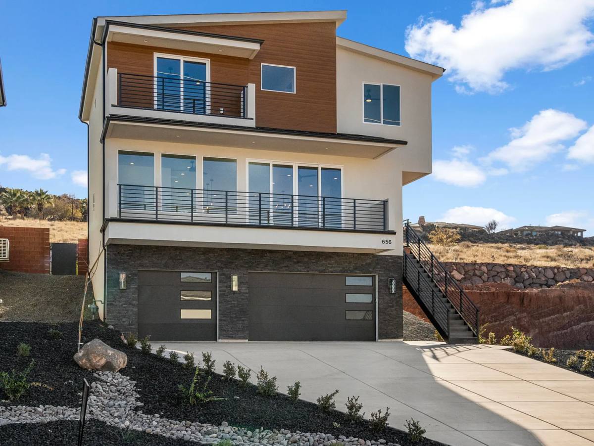 House for rent at 656 Desert Cactus Dr, Washington, UT 84780