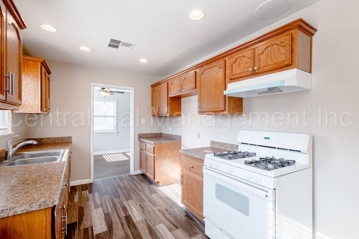 House for rent at 200 Wetherley Dr, Bakersfield, CA 93309
