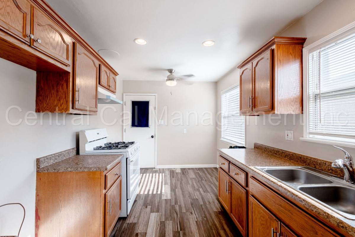 House for rent at 200 Wetherley Dr, Bakersfield, CA 93309