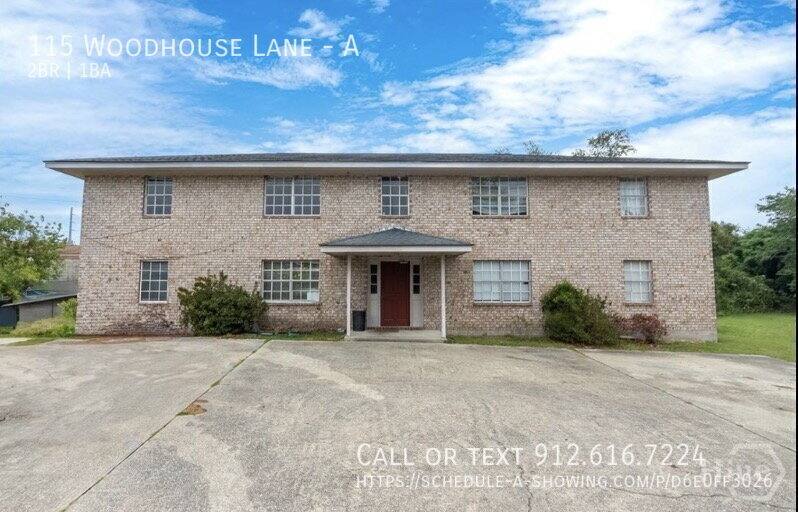 Apartment for rent at 115 Woodhouse Lane #A, Savannah, GA 31406