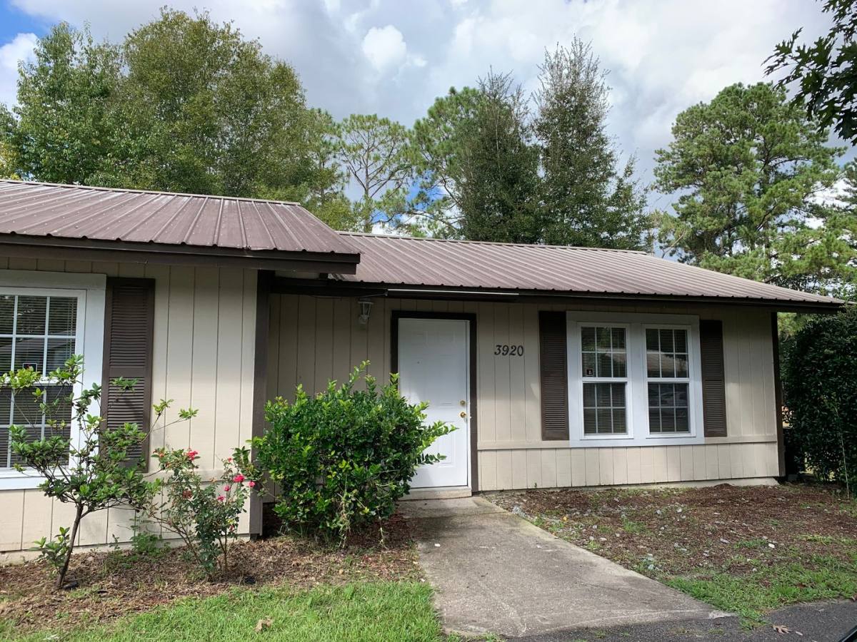 Apartment for rent at 4021A NE 2nd Way, Gainesville, FL 32609