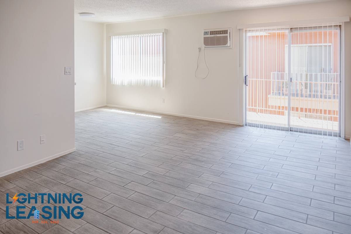 Apartment for rent at 914 1 2 N Wilton Place #309A, Los Angeles, CA 90038