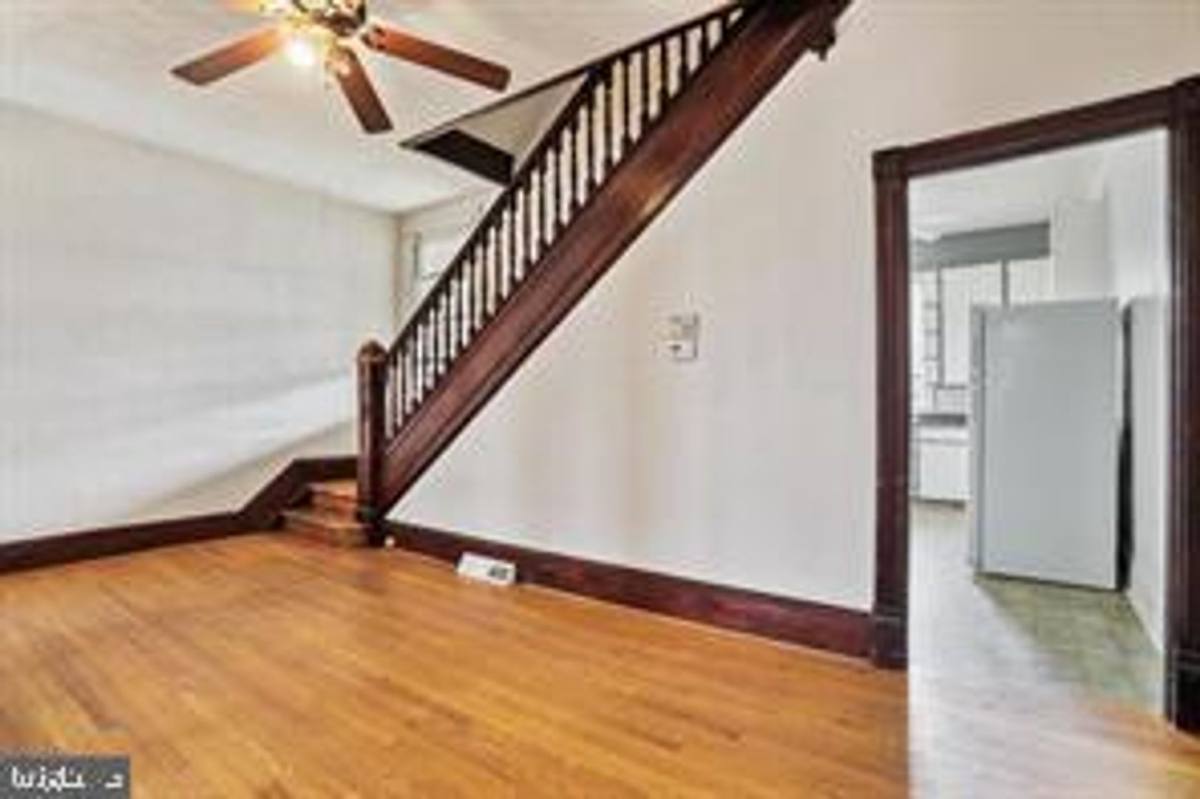 Townhouse for rent at 210 N Locust St, Hagerstown, MD 21740