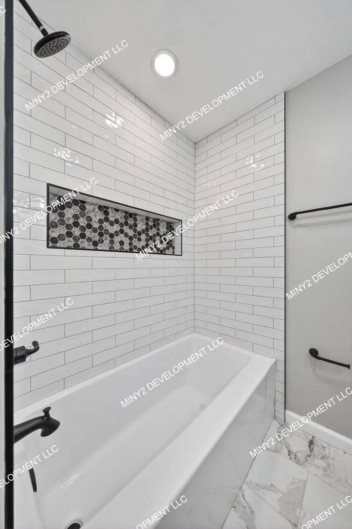 House for rent at 21422 Pembroke Ave, Detroit, MI 48219