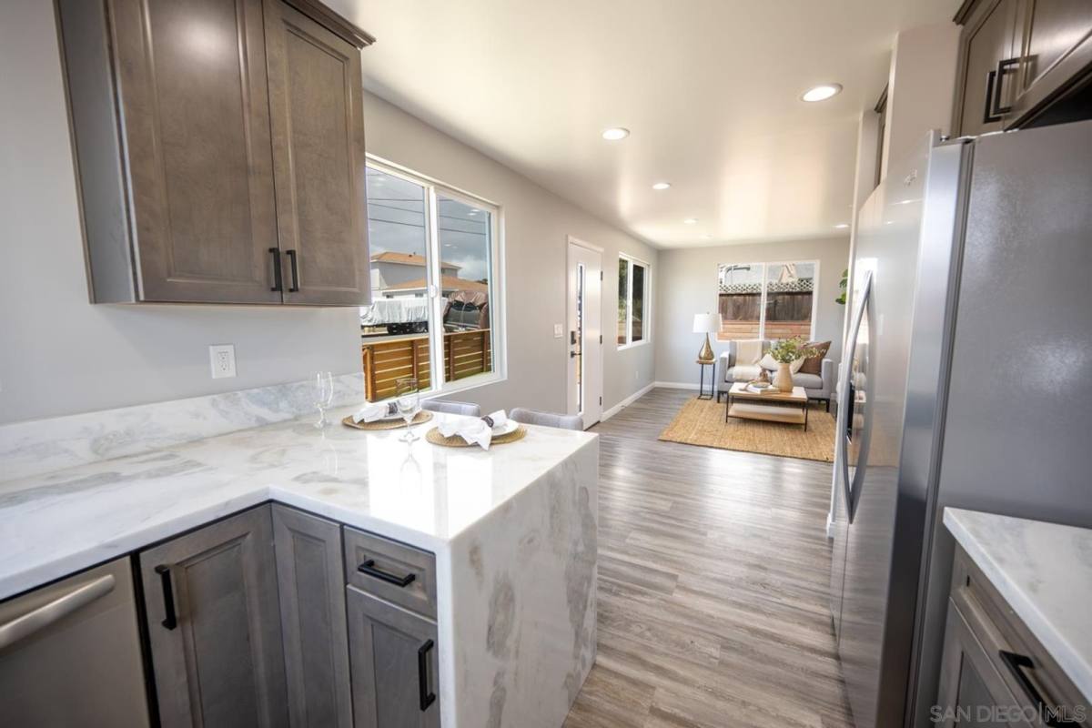 Apartment for rent at 2917-2923 Preece St, San Diego, CA 92111