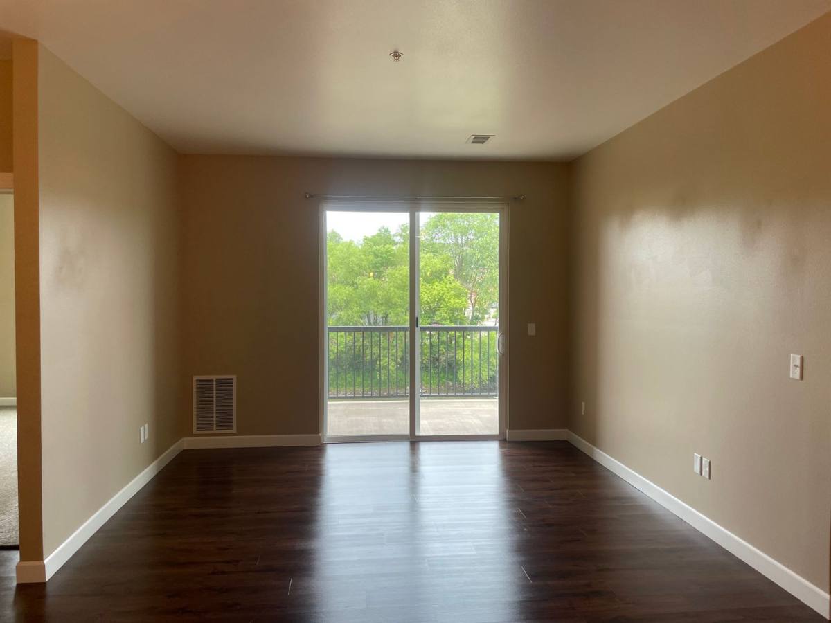 Apartment for rent at 325 Lynn St, Baraboo, WI 53913