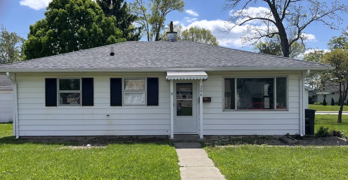 House for rent at 206 Lindenwood, Danville, IL 61832