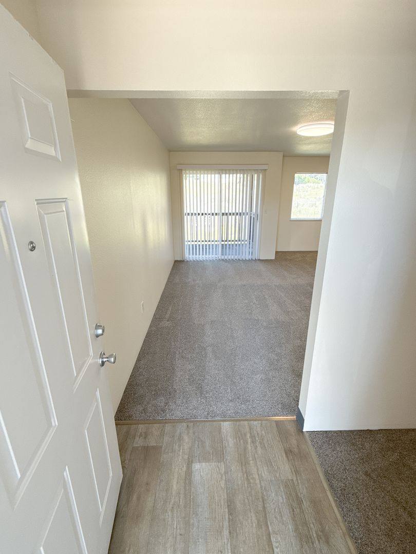 Apartment for rent at 871 - 877 Homedale Rd, Klamath Falls, OR 97603
