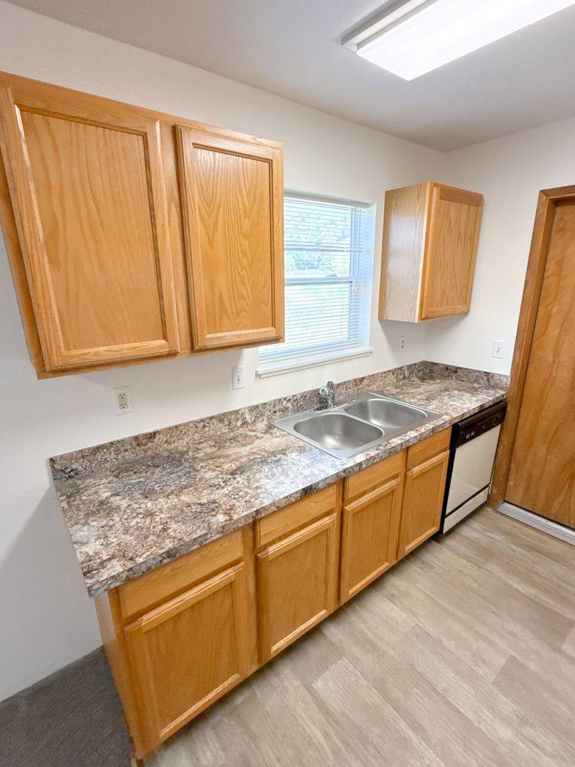 Apartment for rent at 871 - 877 Homedale Rd, Klamath Falls, OR 97603
