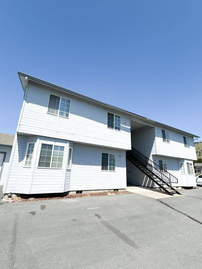 Apartment for rent at 871 - 877 Homedale Rd, Klamath Falls, OR 97603