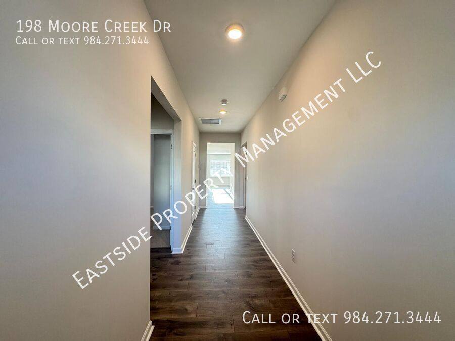 House for rent at 198 Moore Creek Dr, Fuquay Varina, NC 27526