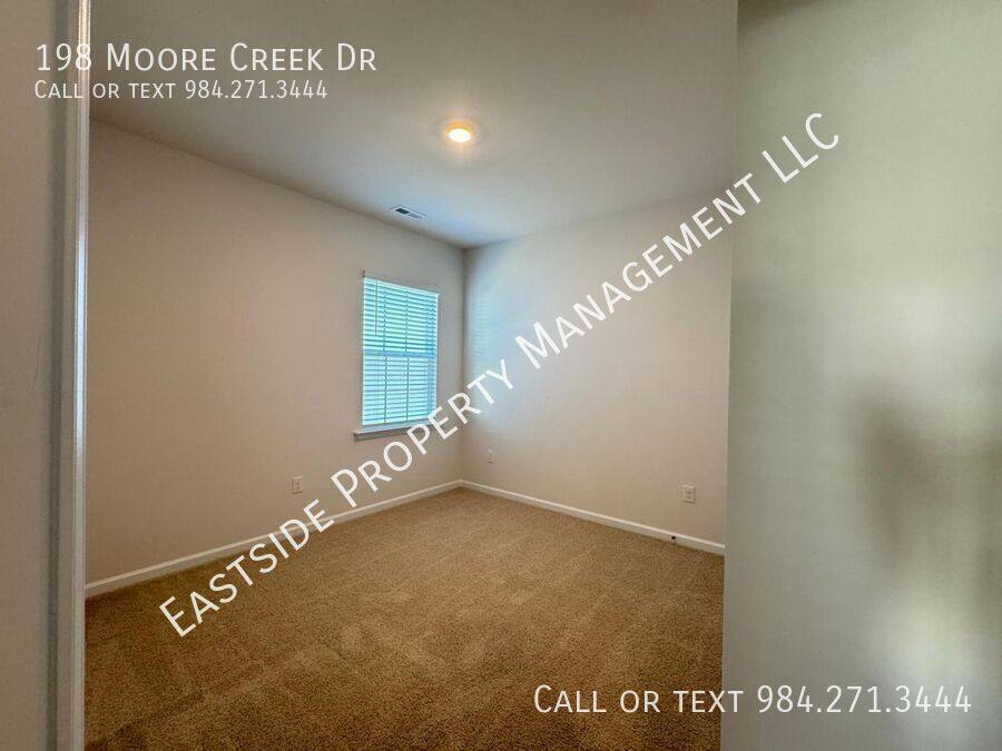 House for rent at 198 Moore Creek Dr, Fuquay Varina, NC 27526