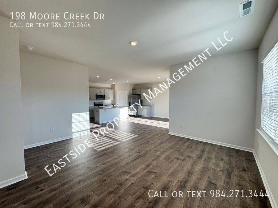 House for rent at 198 Moore Creek Dr, Fuquay Varina, NC 27526