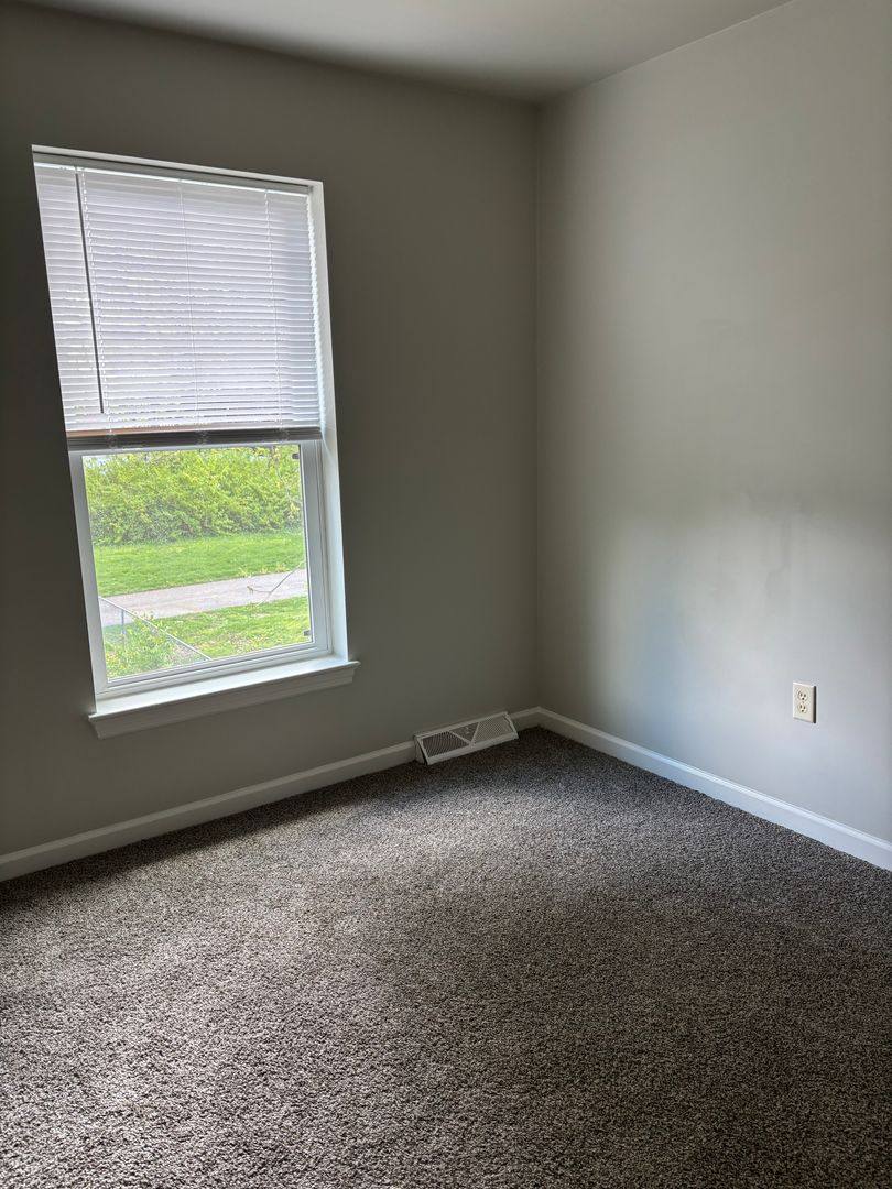 Apartment for rent at 908-910 Reinoehl St, Lebanon, PA 17046