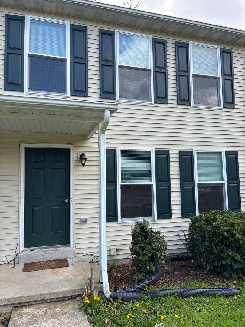 Apartment for rent at 908-910 Reinoehl St, Lebanon, PA 17046