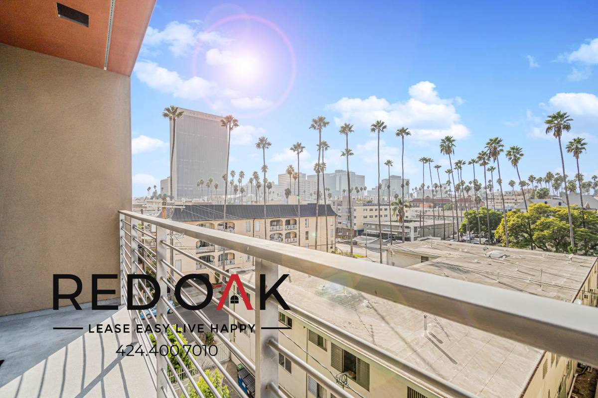 Condo for rent at 453 S Kenmore Ave #703, Los Angeles, CA 90020