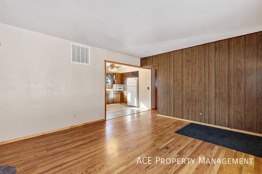 House for rent at 155 Fairmont Blvd, Rapid City, SD 57701