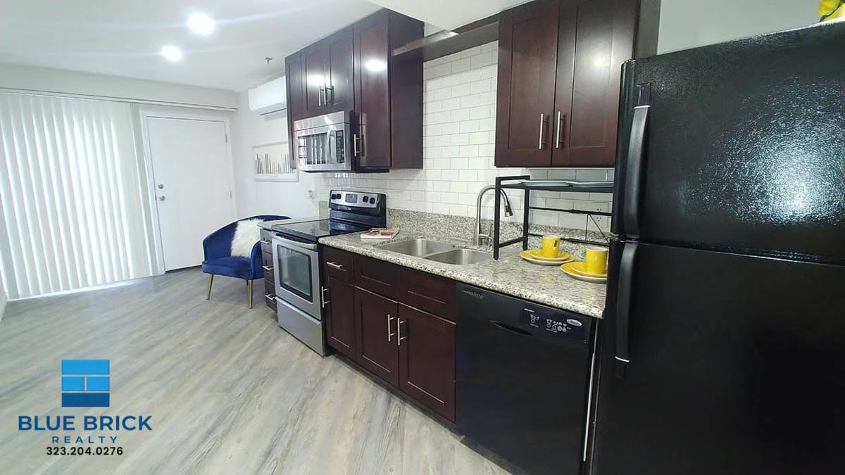 Apartment for rent at 245 N Alvarado St #100A, Los Angeles, CA 90026