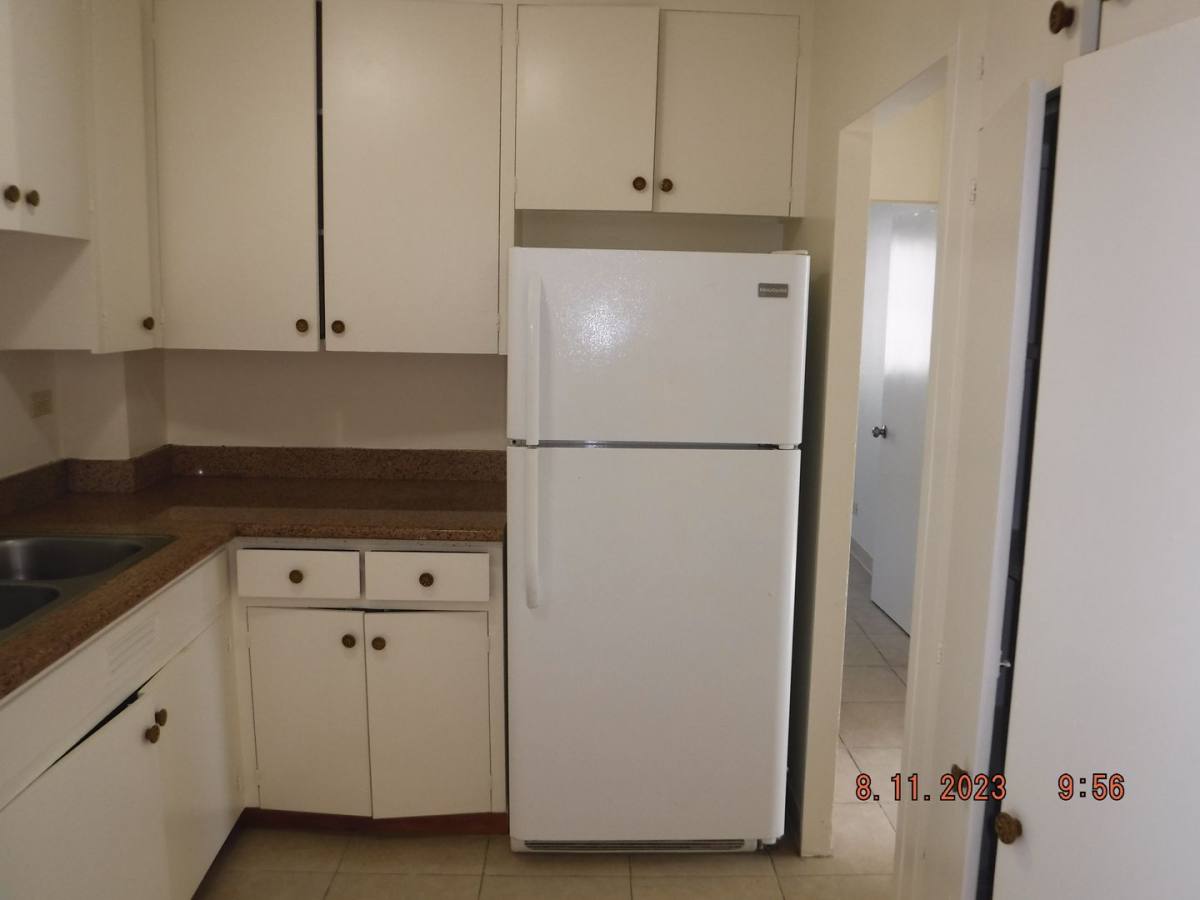 Apartment for rent at 1995 Pauoa Rd, Honolulu, HI 96813