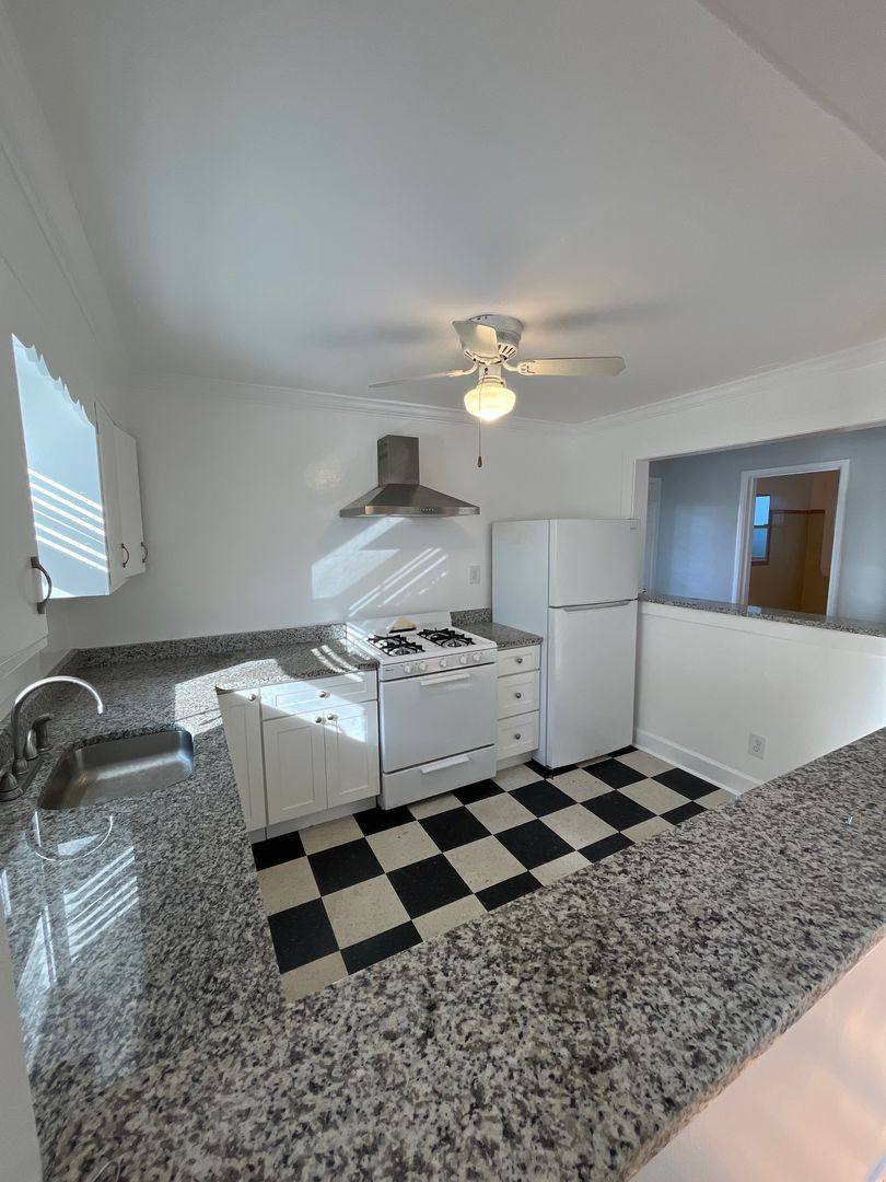 Apartment for rent at 286 9th St #6, Atlanta, GA 30308