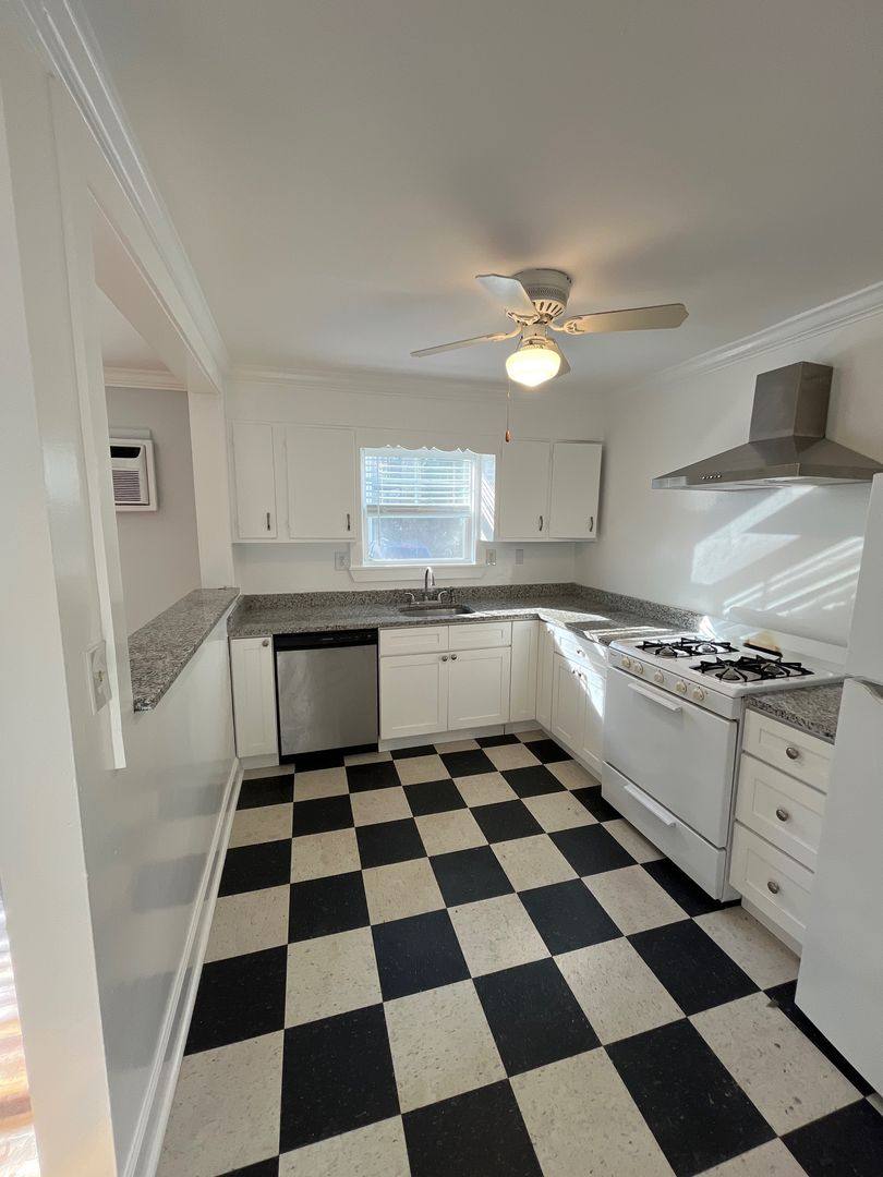 Apartment for rent at 286 9th St #6, Atlanta, GA 30308