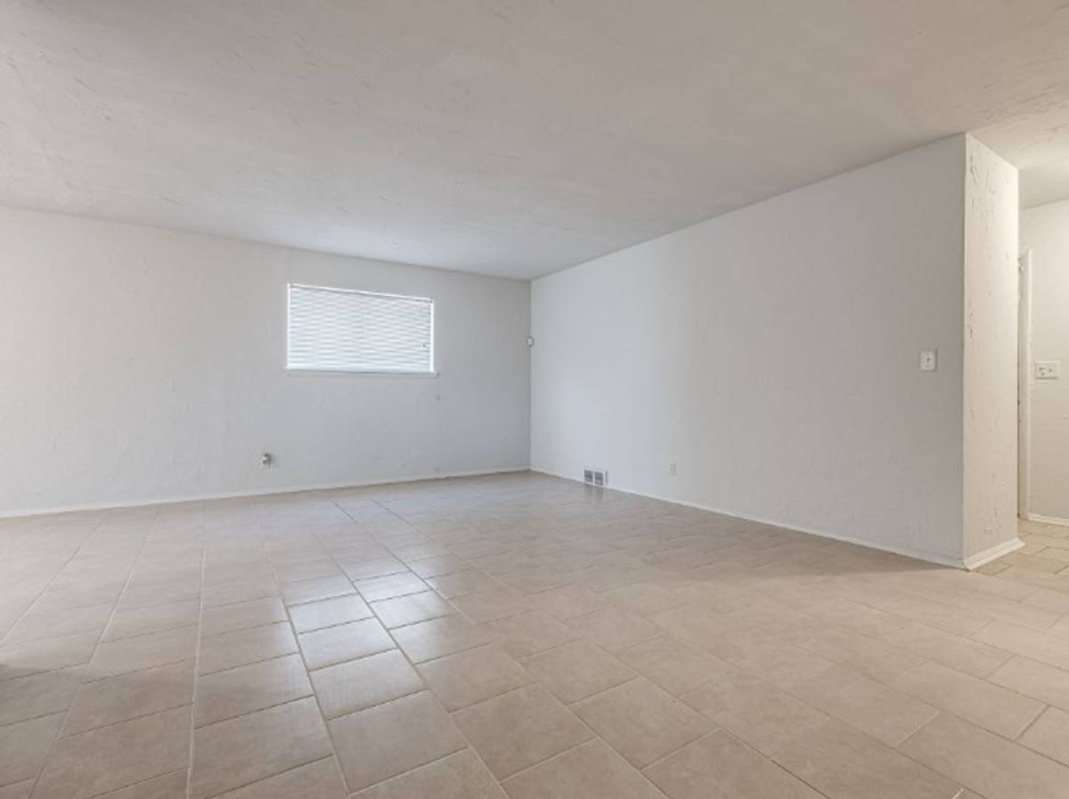 House for rent at 33 NE 63rd St, Oklahoma City, OK 73105