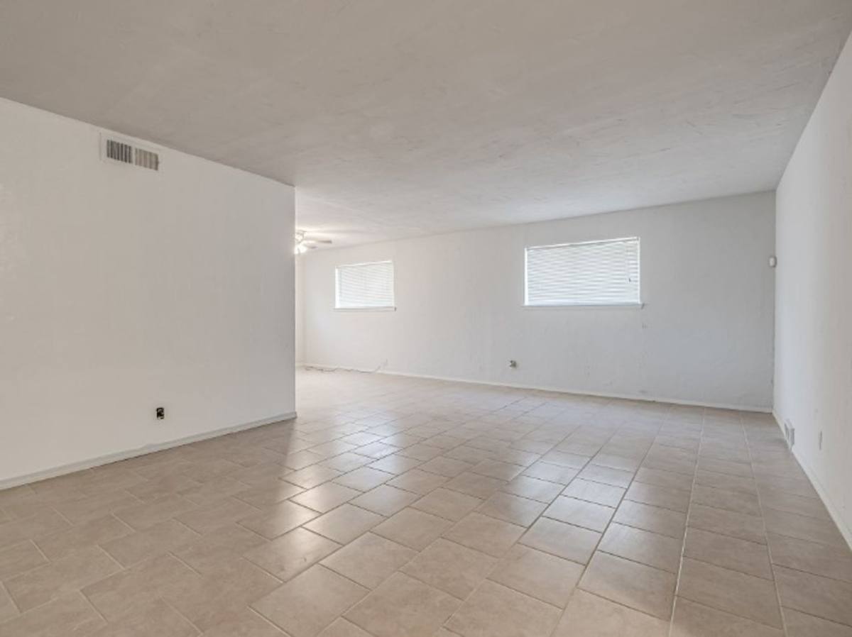 House for rent at 33 NE 63rd St, Oklahoma City, OK 73105