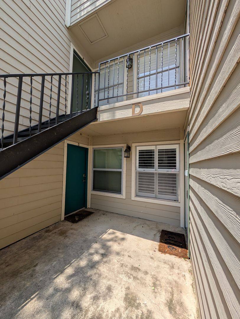 Apartment for rent at 551 Terminal Loop Rd, McQueeney, TX 78123