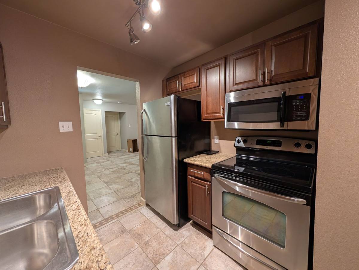 Apartment for rent at 551 Terminal Loop Rd, McQueeney, TX 78123