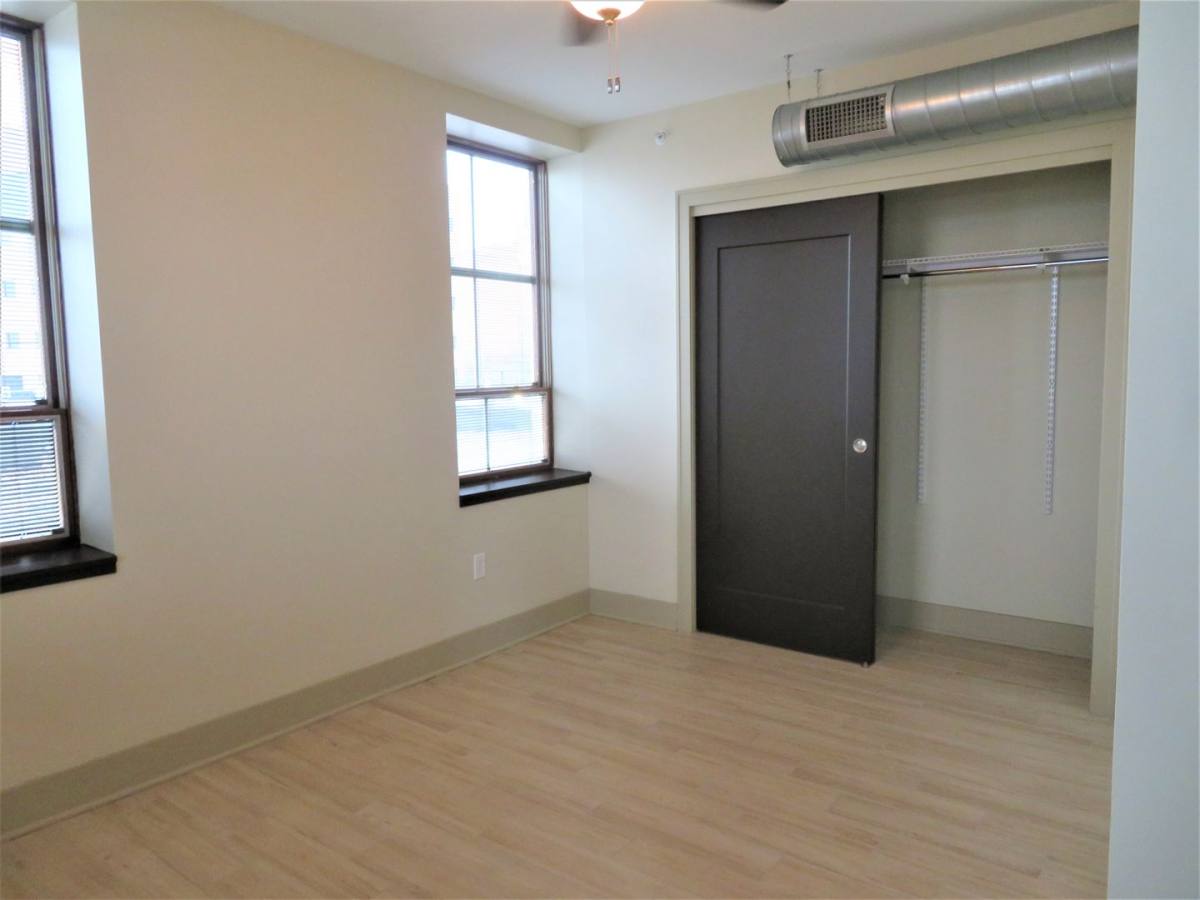 Apartment for rent at 603 W Main St, Knoxville, TN 37902