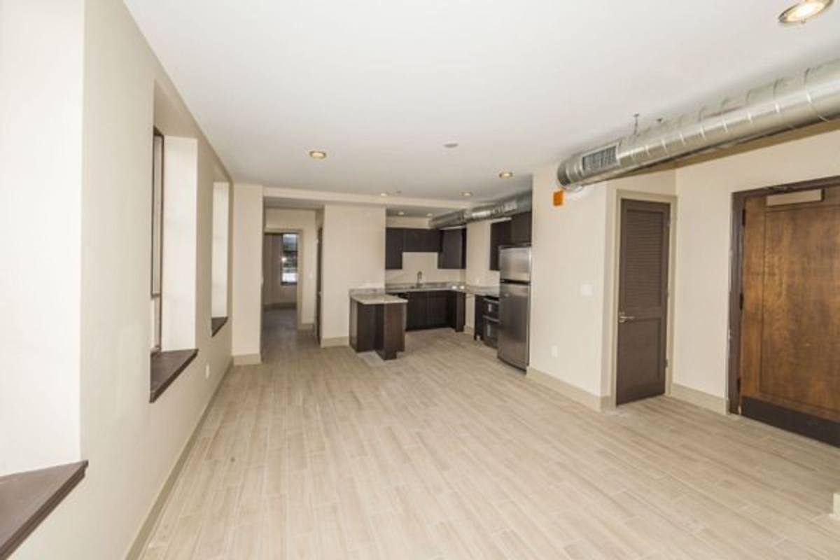 Apartment for rent at 603 W Main St, Knoxville, TN 37902
