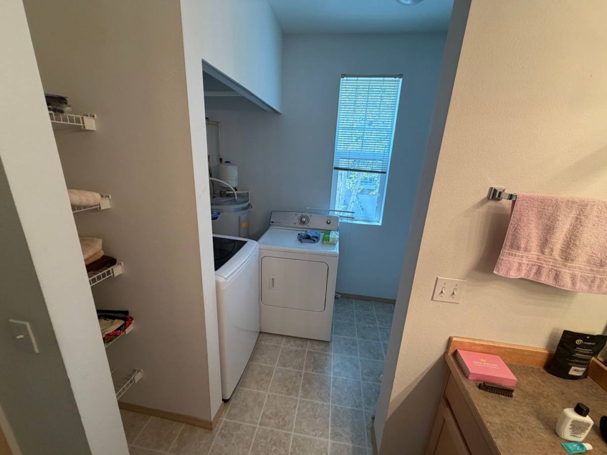Apartment for rent at 2904 SE 8th St, Renton, WA 98058