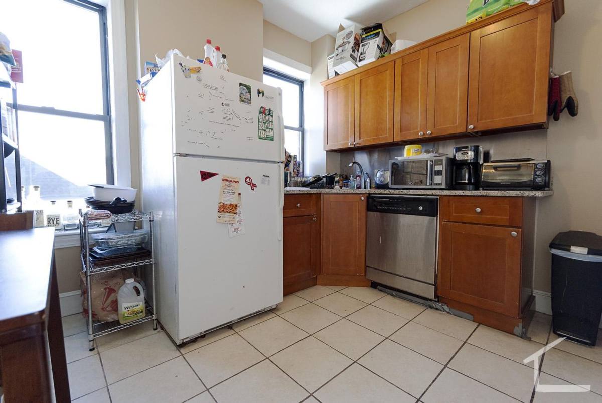 Condo for rent at 72 Fessenden St, Newtonville, MA 02460