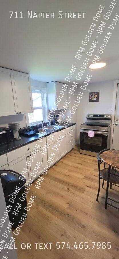 Apartment for rent at 711 Napier St, South Bend, IN 46601