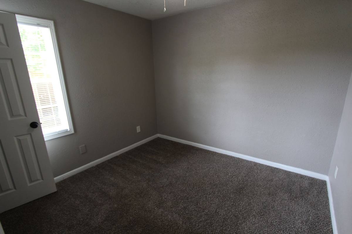 House for rent at 637 Leacrest Ave, Memphis, TN 38109