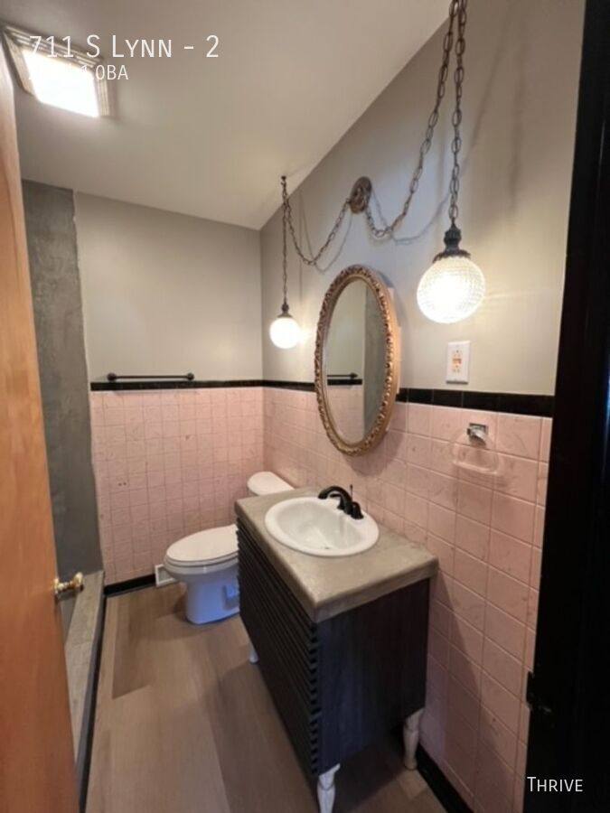 Apartment for rent at 711 S Lynn #2, Urbana, IL 61801