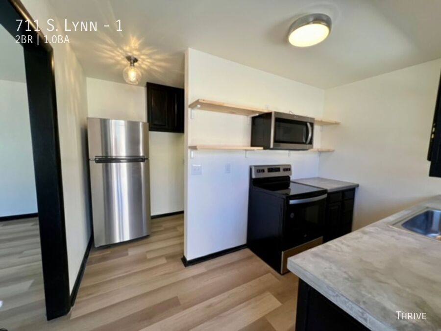 Apartment for rent at 711 S Lynn #1, Urbana, IL 61801