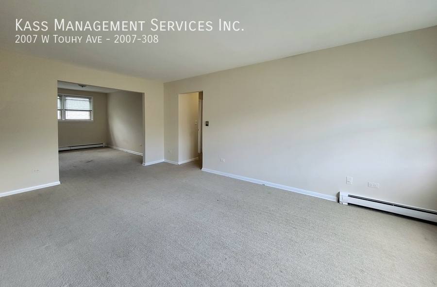 Apartment for rent at 2007 W Touhy Ave #308, Chicago, IL 60626