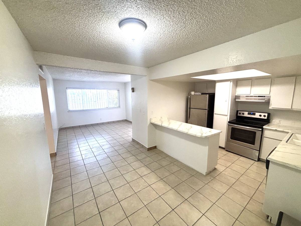 Apartment for rent at 5324 Redberry St, Las Vegas, NV 89108