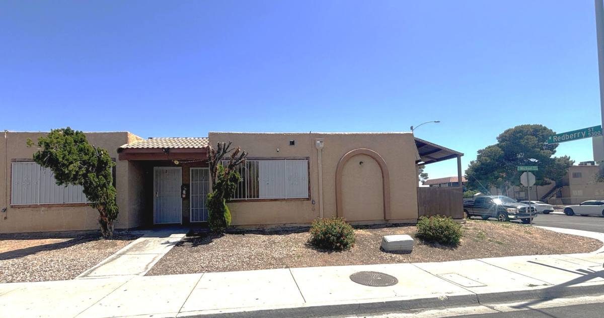 Apartment for rent at 5324 Redberry St, Las Vegas, NV 89108