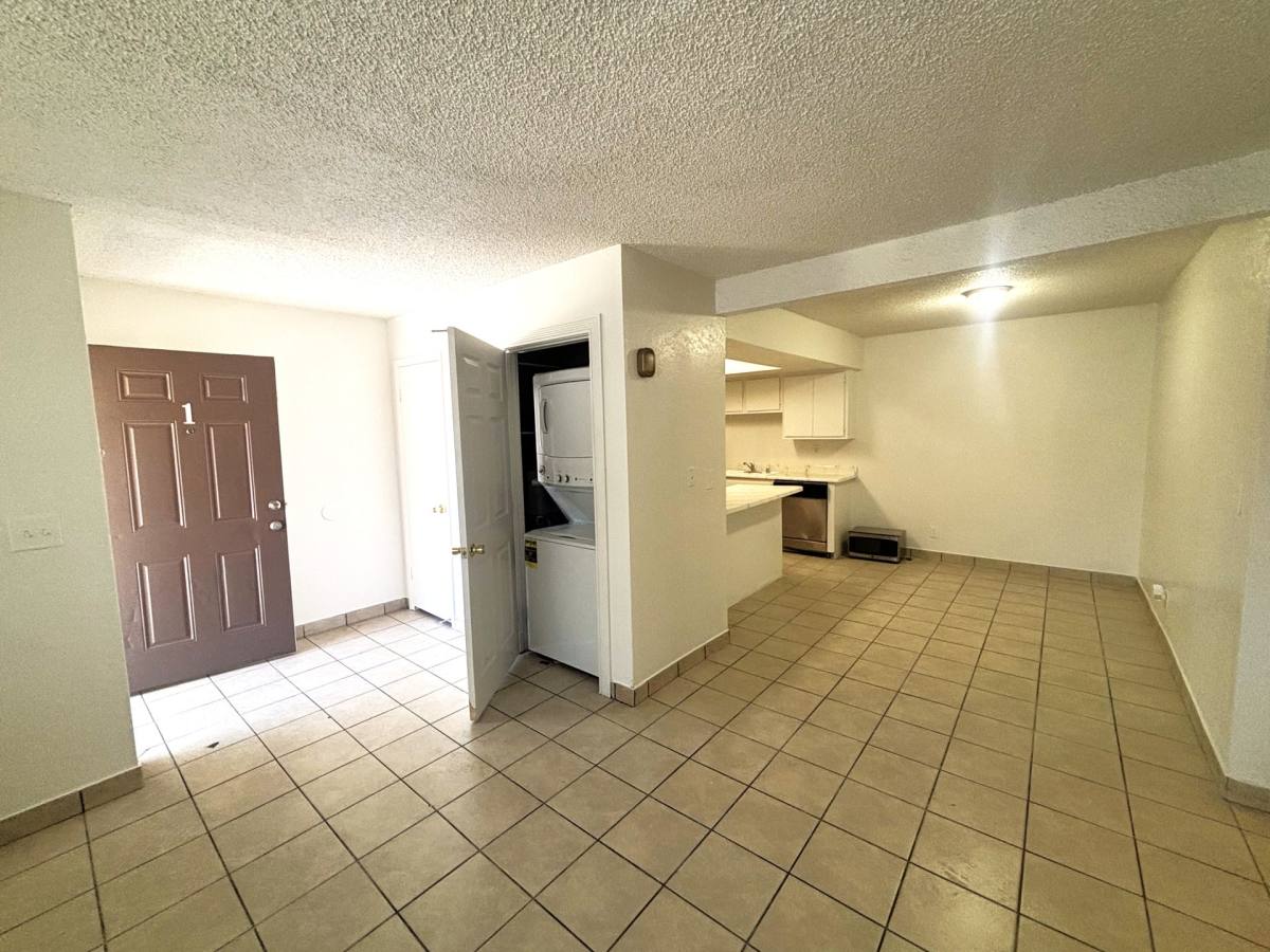 Apartment for rent at 5324 Redberry St, Las Vegas, NV 89108
