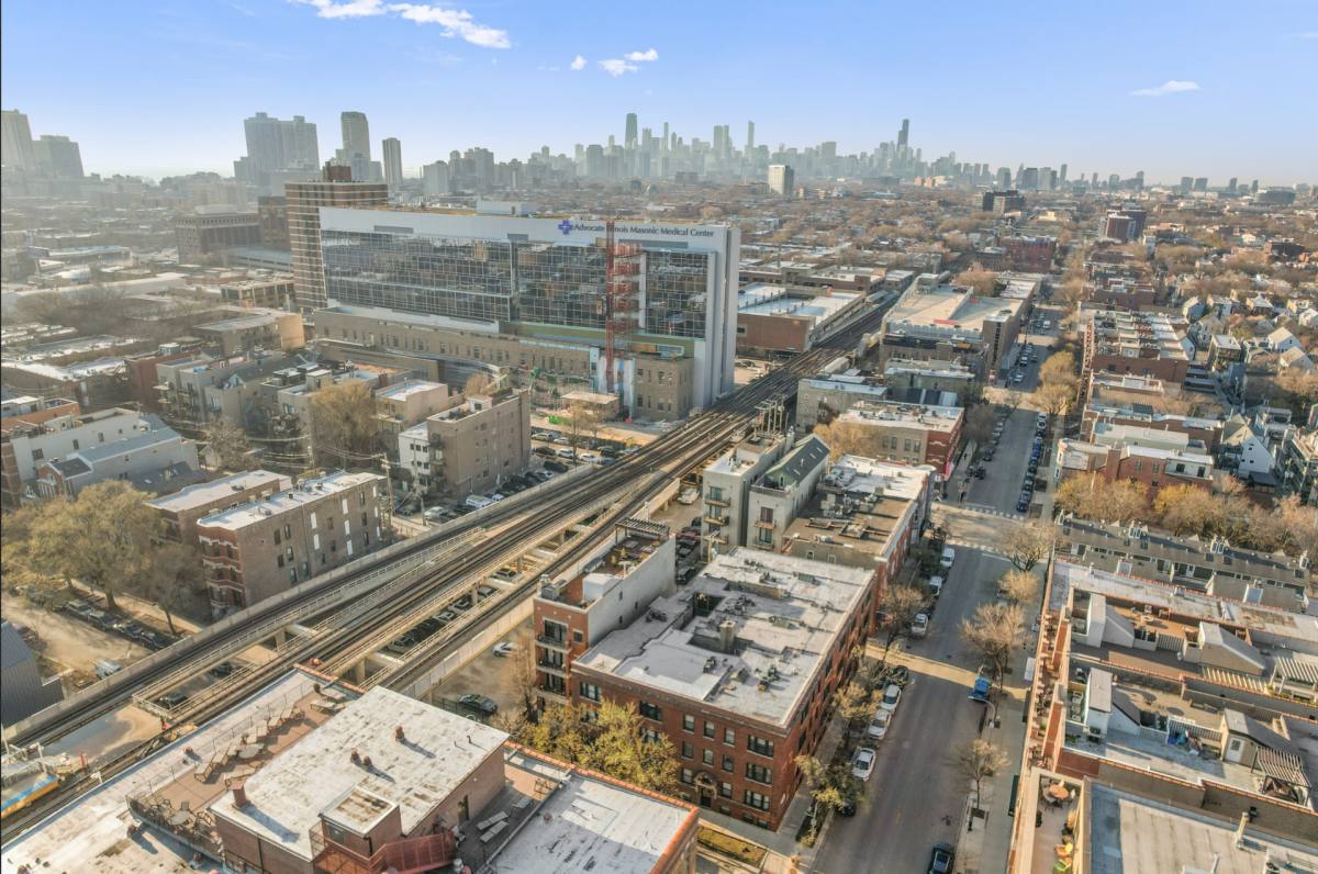 Apartment for rent at 3115 N Sheffield, Chicago, IL 60657