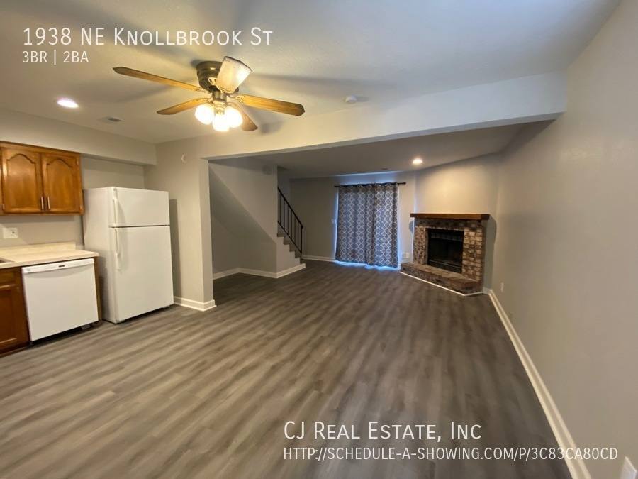 House for rent at 1938 NE Knollbrook St, Lees Summit, MO 64086