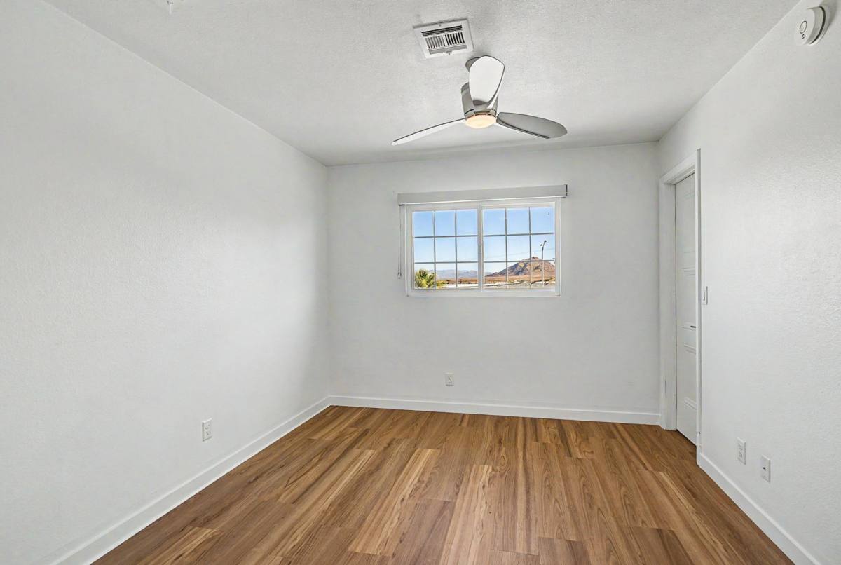 Apartment for rent at 1937 Sunset Circle, Henderson, NV 89011