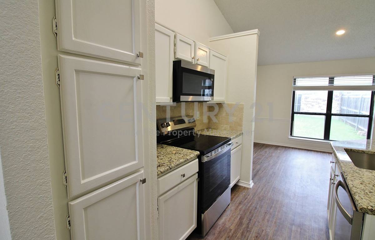 House for rent at 1103 Hemlock Court, Desoto, TX 75115