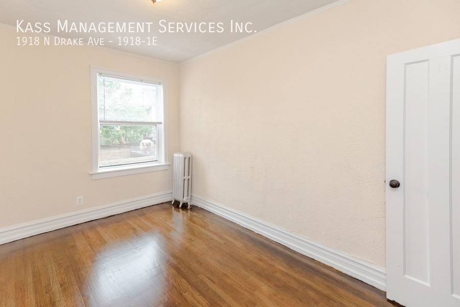 Apartment for rent at 1918 N Drake Ave #1E, Chicago, IL 60647