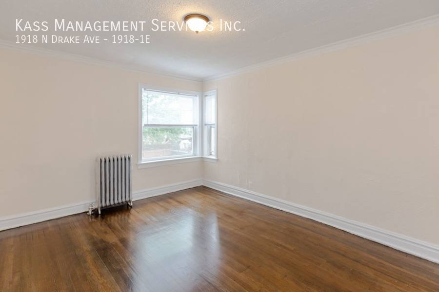 Apartment for rent at 1918 N Drake Ave #1E, Chicago, IL 60647