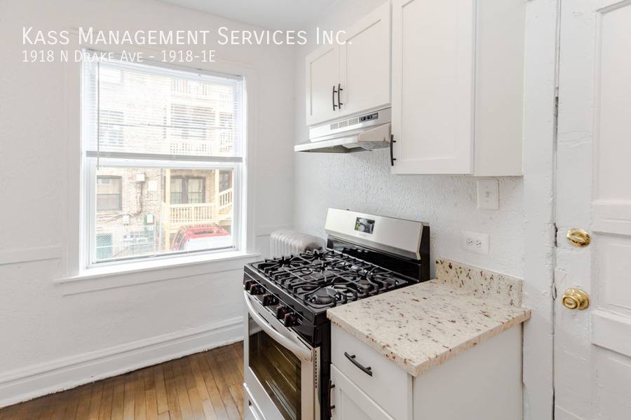 Apartment for rent at 1918 N Drake Ave #1E, Chicago, IL 60647