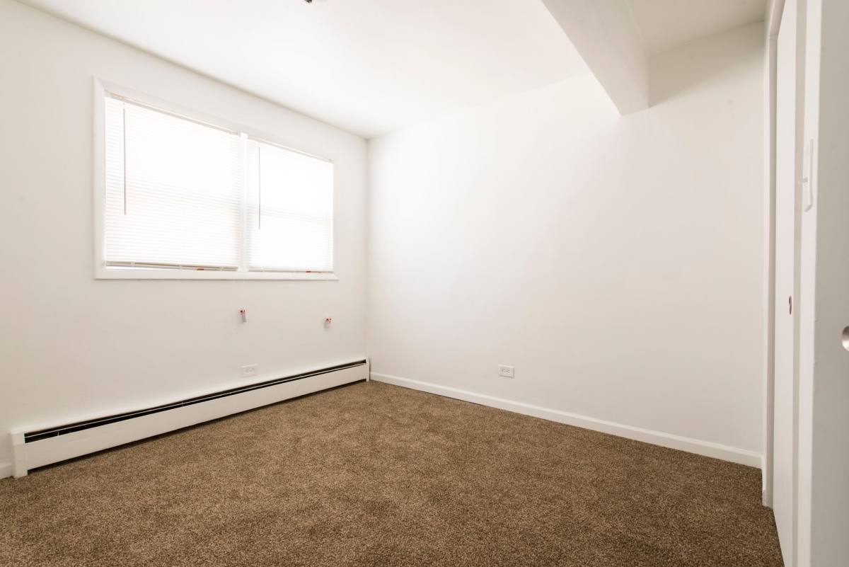 Apartment for rent at 8640 S Ingleside Ave, Chicago, IL 60619