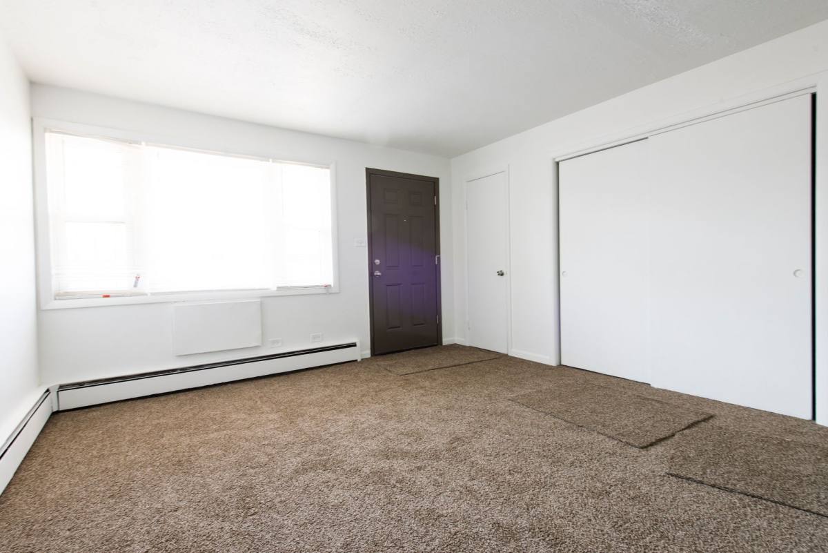 Apartment for rent at 8640 S Ingleside Ave, Chicago, IL 60619